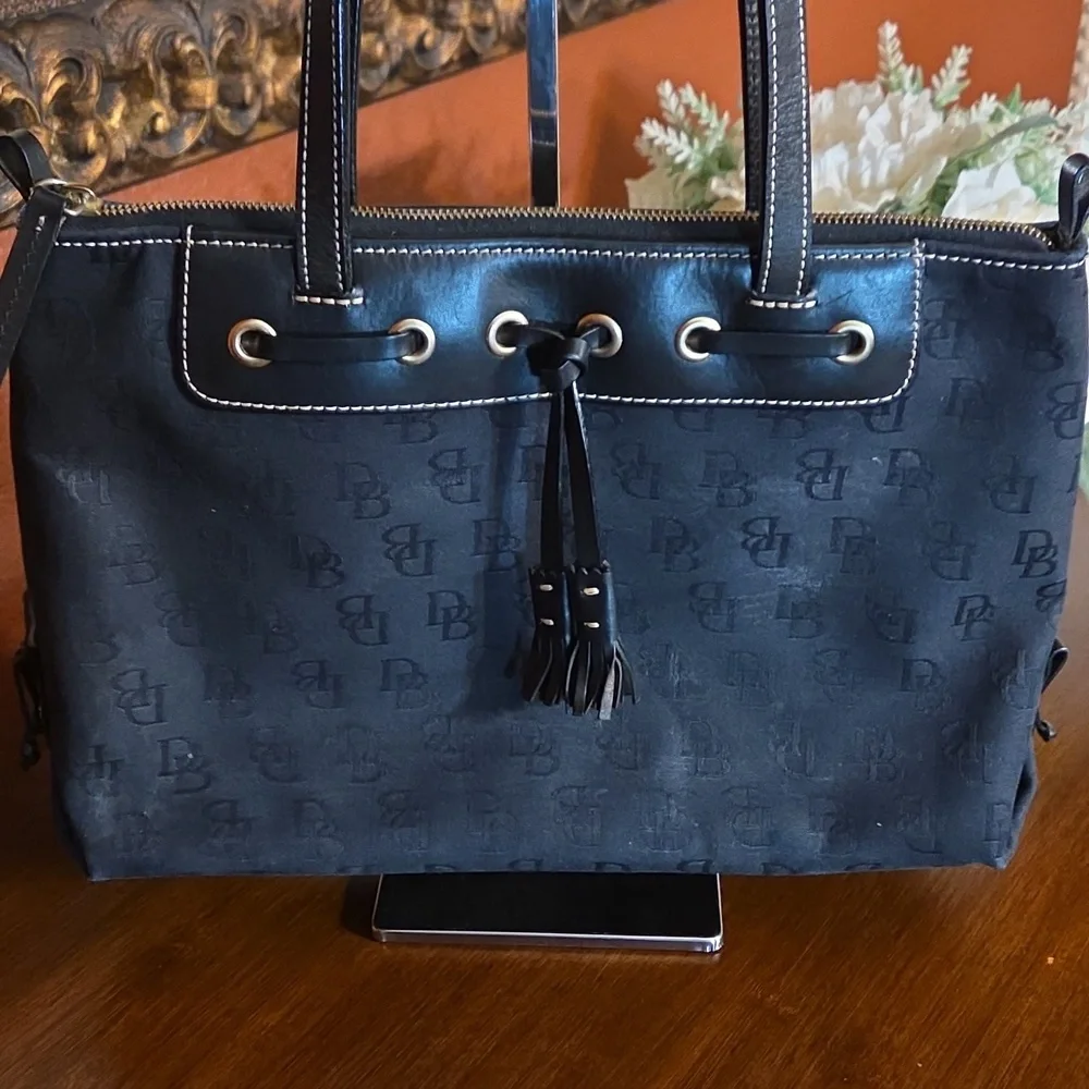 Dooney & Bourke Y2K Vintage Signature Monogram Bag - Picture 1 of 17